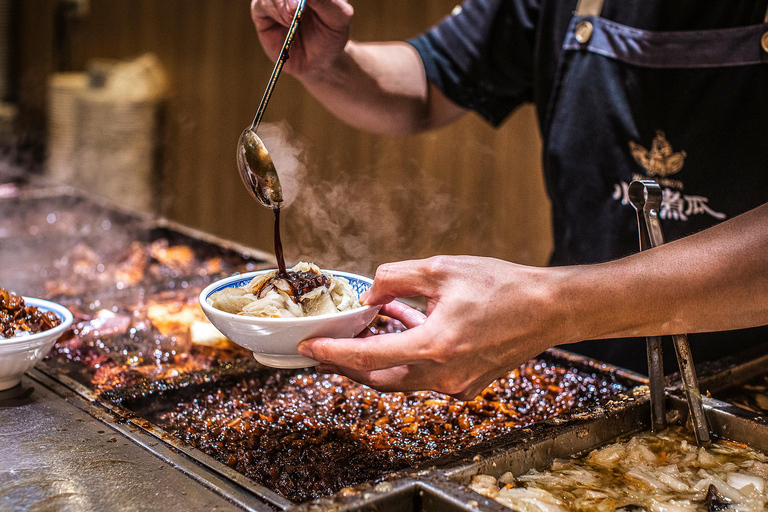 Taipei Tastes Food Tour with 12+ Tastings