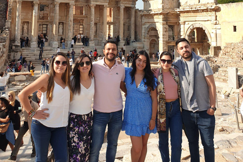 Excursion d'une journée à Ephèse avec vols aller-retour depuis IstanbulIstanbul : Excursion d'une journée complète à Ephèse avec vol retour