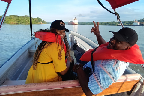 Panamá: Eco-Tour por la Isla de los Monos y el Canal de Panamá