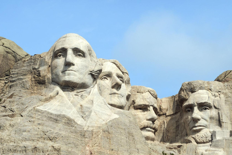 Mt Rushmore Yellowstone & Arches National Parks 6-Day Tour