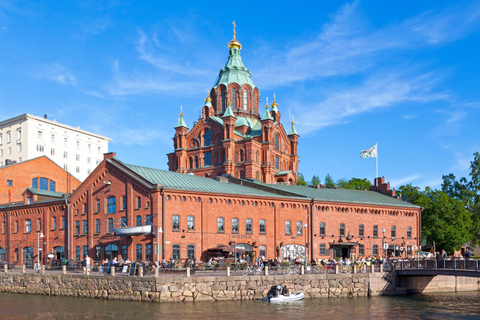 Helsinki Old Town Highlights and Hidden Gems Private Tour 2-hour: Old Town Tour