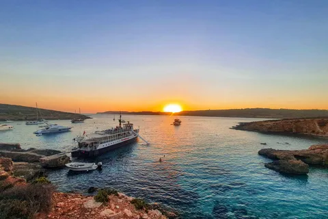 Malta: Passeio de Barco ao Pôr do Sol na Lagoa Azul