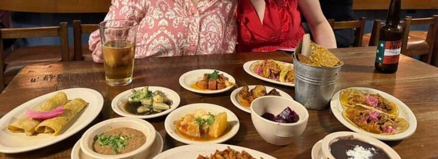 Mérida : saveurs après la tombée de la nuit - une visite guidée des snacks et boissons locaux