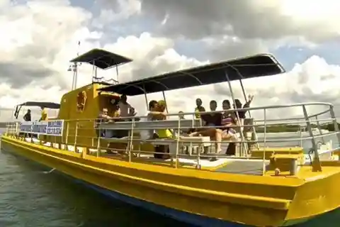 Punta Cana: Semi-submarine adventure with lunch included