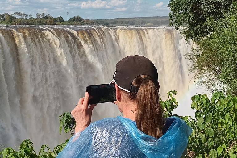 Zimbabwe & Zambia Falls Tour + Boiling Pot Hike