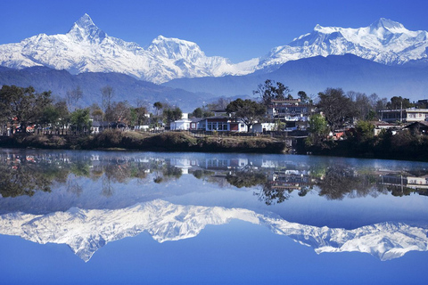 De Katmandu: excursão de 3 dias a Pokhara de ônibus com passeios turísticosDe Katmandu: excursão de 3 dias em Pokhara pela estrada com passeios turísticos