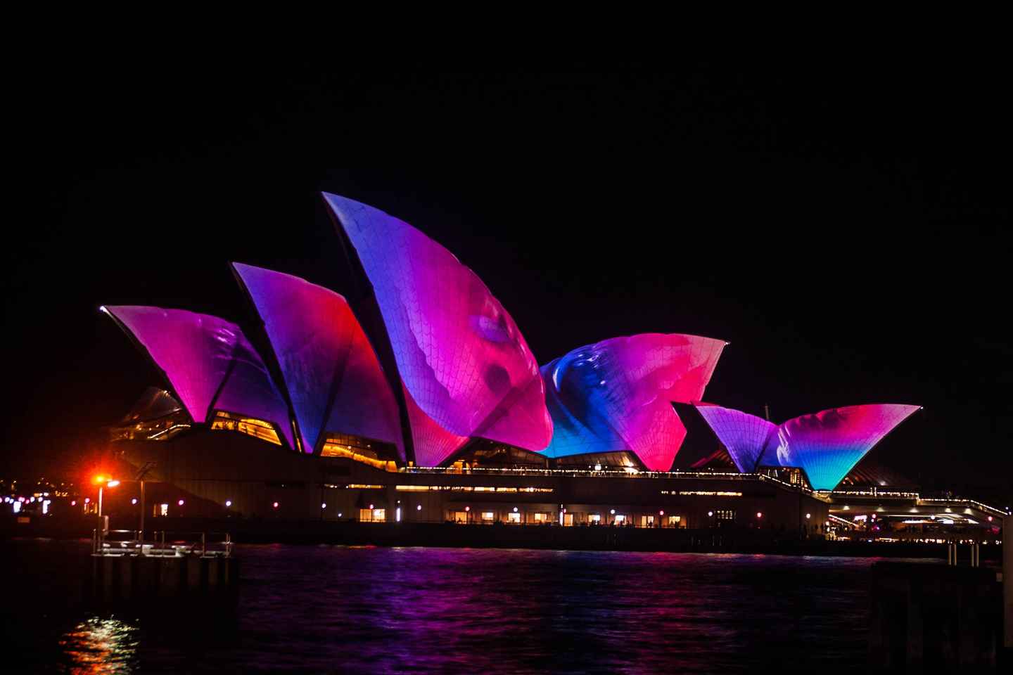 Vivid Supercruiser on Sydney Harbour - Vivid Supercruiser on Sydney Harbour
