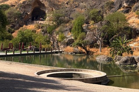 Salalah: West Side Private Tour with Off-Road Adventure