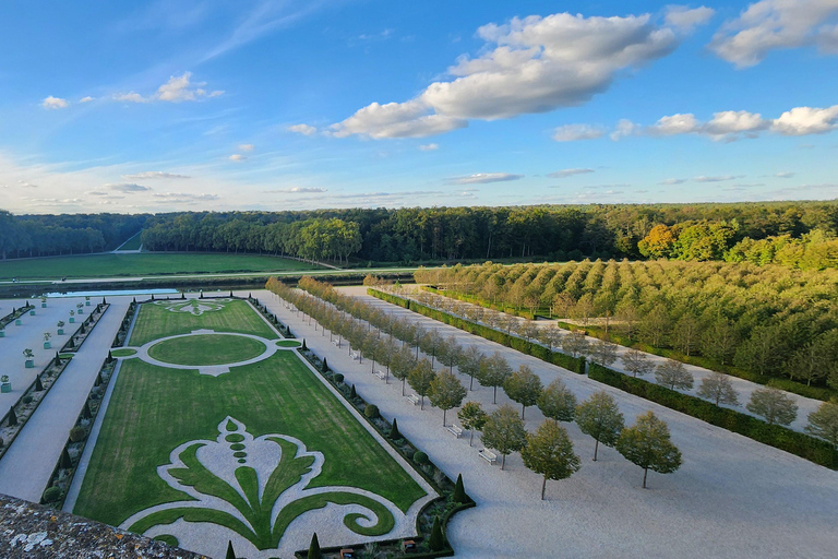 Paris to Loire Valley Castles Chambord & Chenonceau -DayTrip