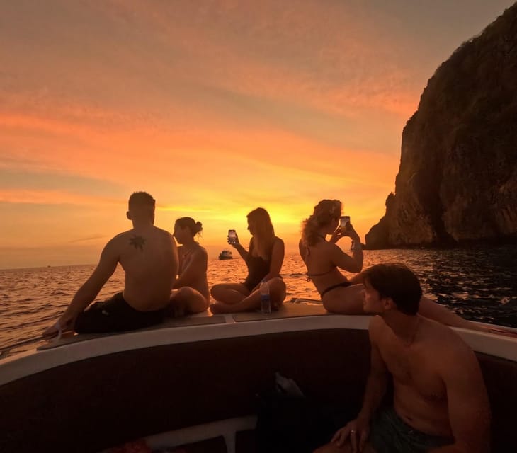 Von Phi Phi Island: Maya Bay Sonnenuntergang & Plankton mit dem Schnellboot