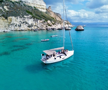 Cagliari : Tour en barca a vela tuffi, Snorkeling e Prosecco