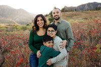 Scenic Mountain Photoshoot in Boulder, Colorado - Housity