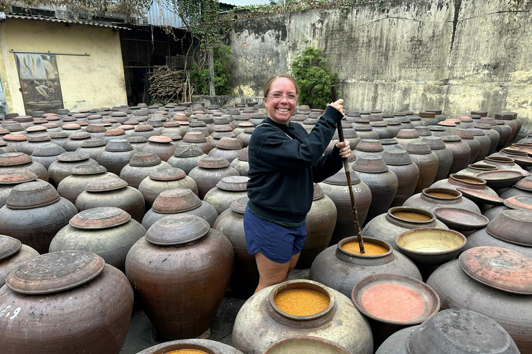 Hanoi: Day Trip to Bamboo Fish Trap & Soy Sauce Villages Full-Day Private Tour from 2 people up