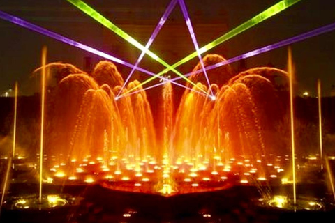 Nuova Delhi: tour serale privato del tempio di Akshardham con spettacolo di luciTour di Nuova Delhi con spettacolo di luci ad Akshardham