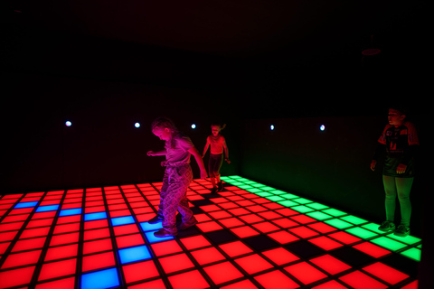 Aurich: Space Magic – Indoor Space Adventure Park Park admission for 4 hours