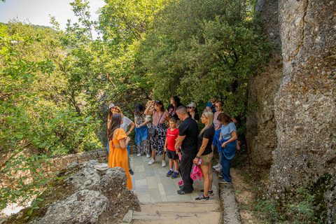 Athens: Meteora Monasteries & Caves Day Trip & Lunch Option Shared Tour in English with Bus Transfer from Athens