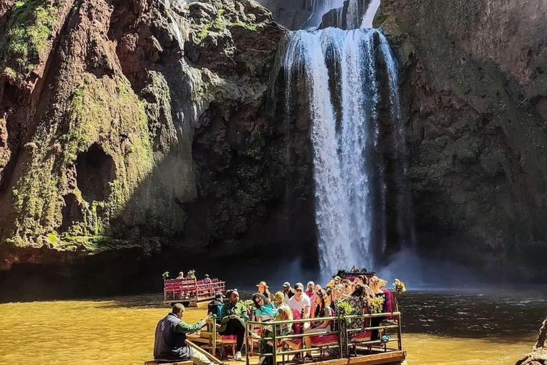 Von Marrakech aus: Ouzoud Wasserfälle Tagestour mit Bootstour