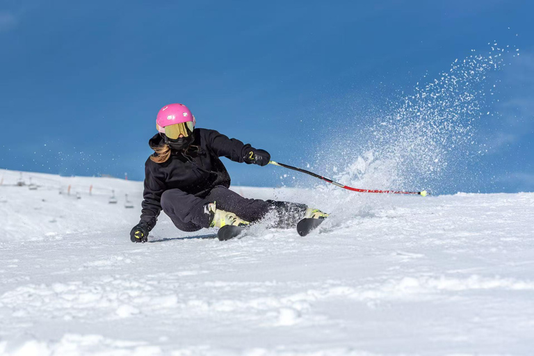 Sapporo Teine Premium Small-Group All-Inclusive Ski Day (night) Small Group Class for 3–4 People