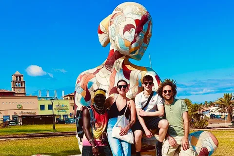 Corralejo: Walking Tour with Rooftop Drink at Sunset
