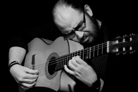 Málaga: show de flamenco no centro de arte KelipéIngresso - C - Mesas altas