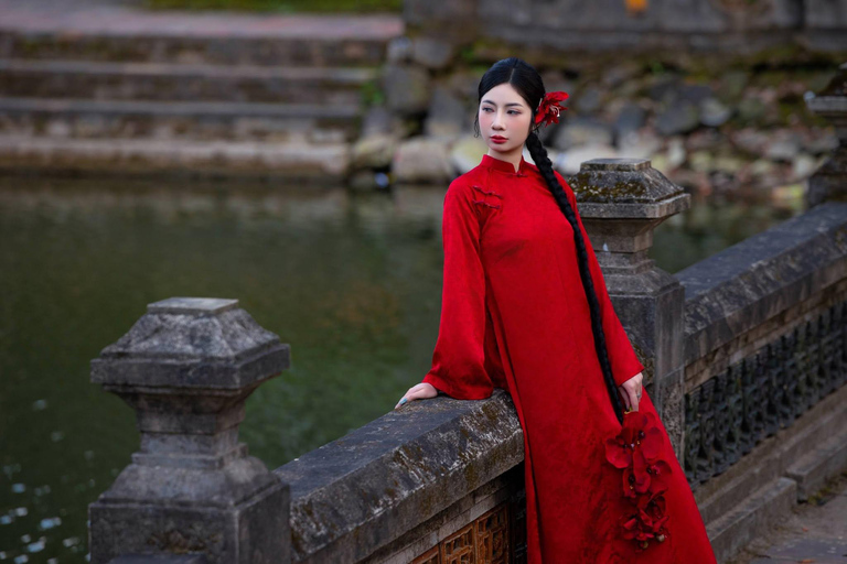 Hue: Photoshoot at Imperial City and Riverside Paths