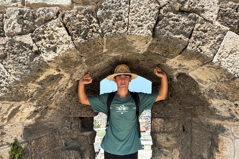Beyrouth : excursion d&#039;une journée à la citadelle de Tripoli, aux souks et au hammam, avec déjeuner inclus.
