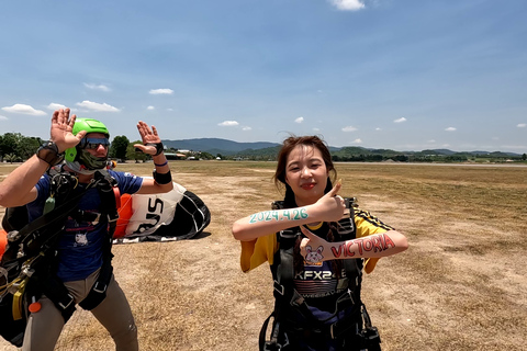 Thailand: Tandem Skydive Over the Eastern Seaboard Bangkok Shuttle Service