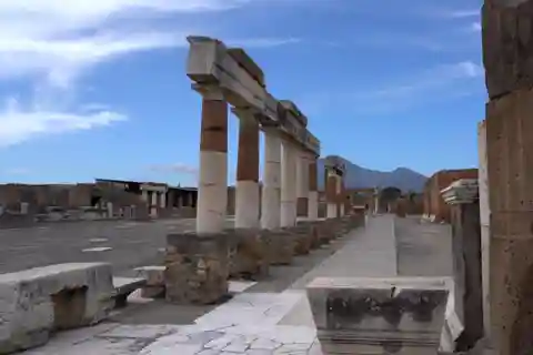 Pompeya: Excavaciones Arqueológicas y Clase de Cocina de Pasta Fresca