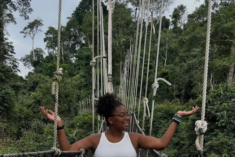 From Accra: Cape Coast and Kakum National Park Day Trip