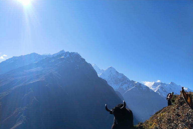 Valle del Tsum: Trekking de 16 días