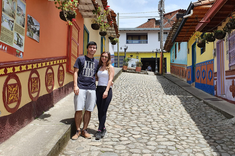 Depuis Medellin : Visite privée du Guatapé et du café