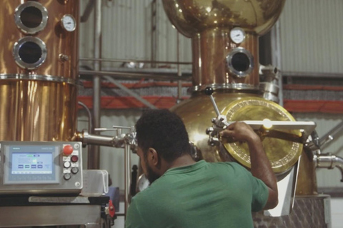 Vanuatu: 83 Islands Premium Distillery Experience &amp; TastingDistillery Tour + Tasting