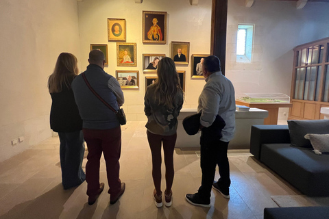 Visite exclusive des châteaux de Saint-Émilion avec dégustationsGroupe privé de 2 à 6 personnes.