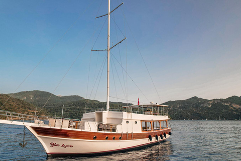 Fethiye: Full-Day 12 Islands Sailing Experience Fethiye: 12 Islands Boat Trip Hotel Transfer