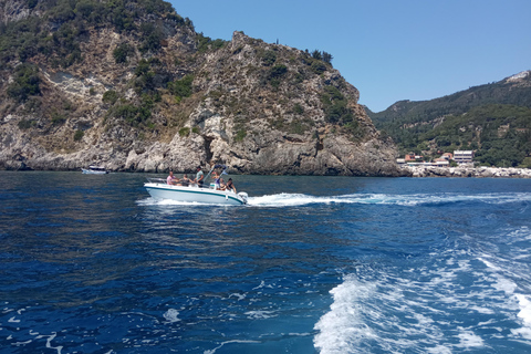 Tour in barca a Paleokastritsa