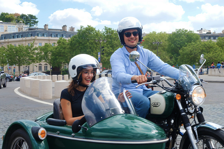 Paris: Guided Side Car Tour with Bottle of Champagne