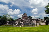 Chichen Itza, Cenote & Valladolid full day - Housity