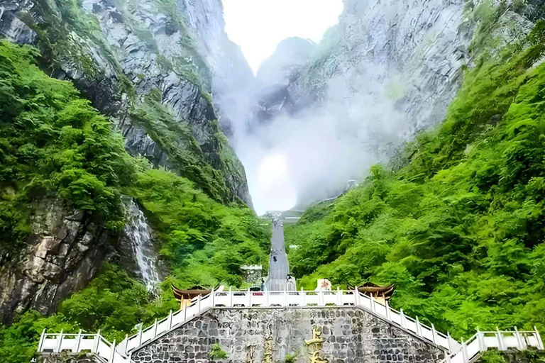 Zhangjiajie: Tianmen Mountain Ticket and Photo Tips Tianmen Mountain Ticket (C line, including cable car)
