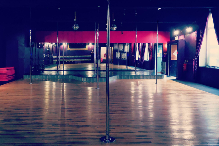 Belfast City: Private Dance Class Party Experience