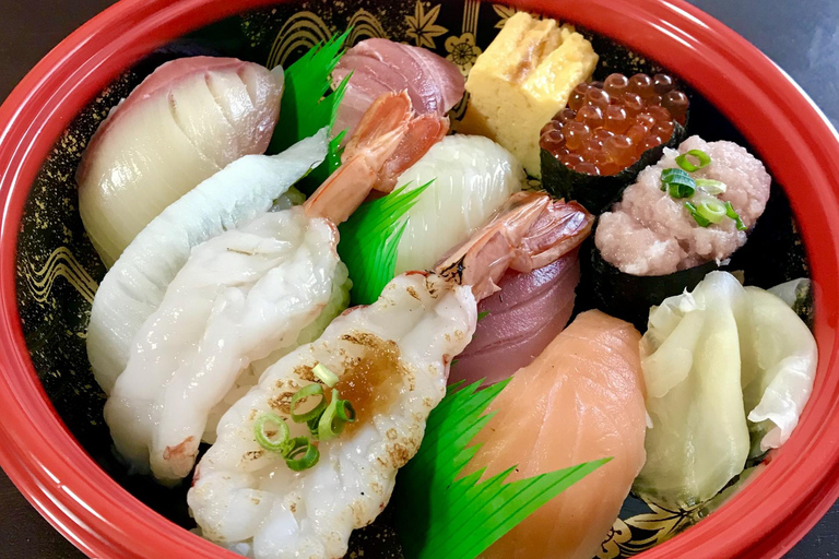 Osaka: Private Tailor-Made Food Tour with a local guide