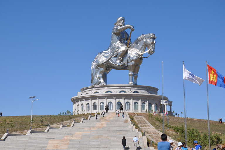 Ulaanbaatar: Genghis Khan Statue & Terelj Park 2-Day Tour
