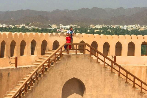 Vanuit Muscat: Hele dag naar Nizwa-Jabal Akhdar-Birkat Al Moz