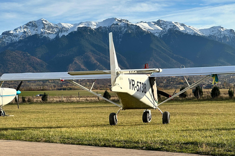 Zarnesti: 30-Minute Scenic Flight over Rasnov, Brasov & Bran