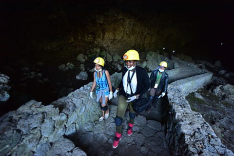 4 dias de passeio de gorila no Ruanda, safari no Lago Kivu e nas grutas.