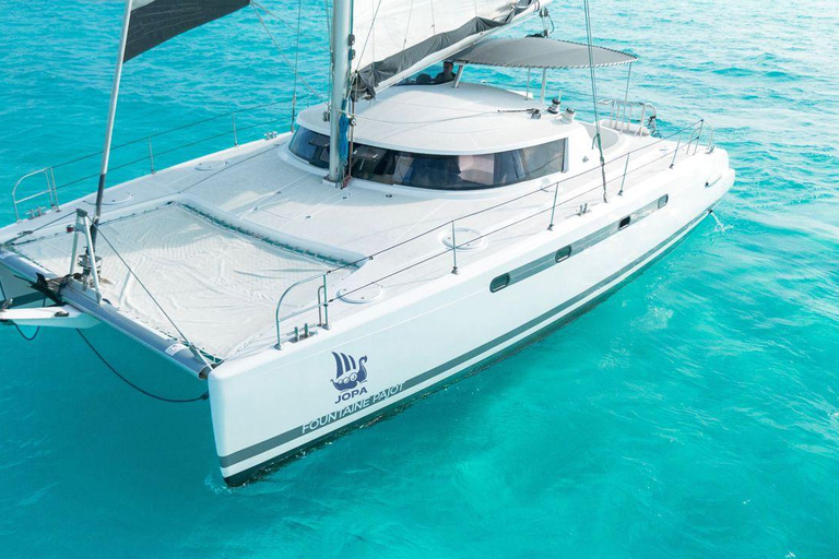 Cancun: Premium Catamaran with Transportation & Dock fee