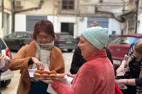 Palermo on a plate: Mamma's classics and Wine tour