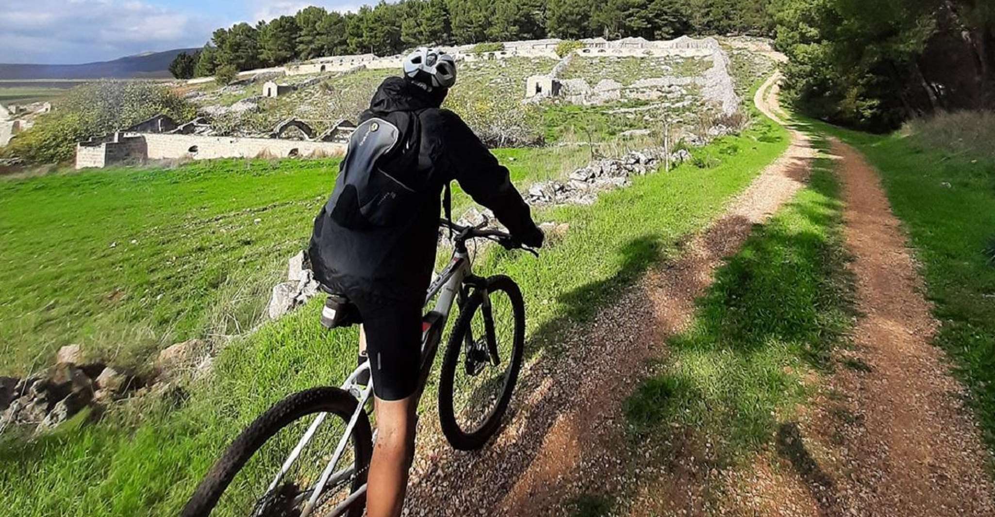 Castel del Monte eBike Tour - Hizvo