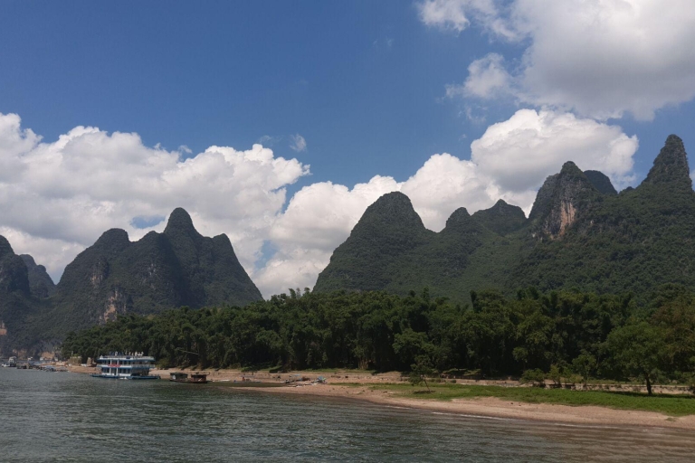 Billet pour la croisière sur la rivière Li-River avec service de guide en optionAvec le billet de bateau 4 étoiles uniquement