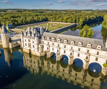Från Paris: Loire-dalens slott dagsutflykt med vinprovning