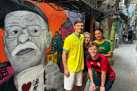 Rio: Uppslukande tur genom gränderna i Rocinha-favelanRio: Uppslukande rundtur genom gränderna i Rocinha-favelan